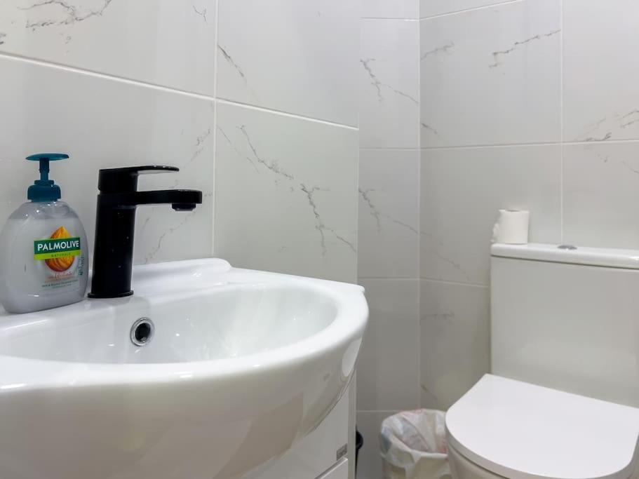 Home Lisboa Bairro Alto מראה חיצוני תמונה